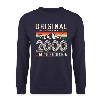 24. Geburtstag Vintage November 2000 Jahrgang - Unisex Pullover - Navy - Vorne - Alina (178cm) & Michal (187cm)
