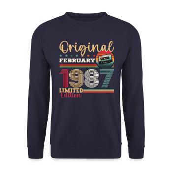 Cadeau d'anniversaire 38 ans Homme Original Février 1987 - Sweat-shirt Unisexe - marine - Devant - Alina (178cm) & Michal (187cm)