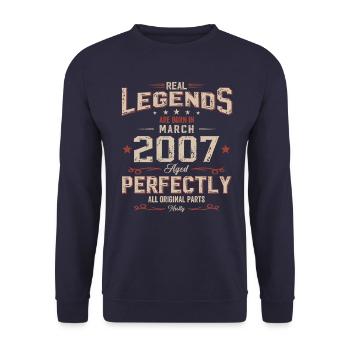 18. Geburtstag Geschenk Mann Vintage März 2007 - Unisex Pullover - Navy - Vorne - Alina (178cm) & Michal (187cm)