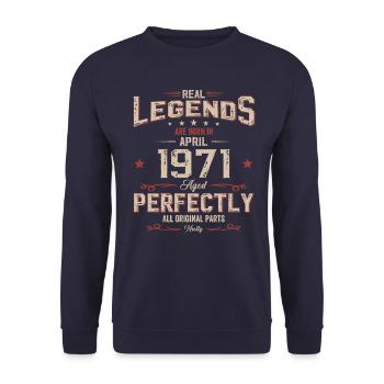 54ème anniversaire cadeau mari légende avril 1971 - Sweat-shirt Unisexe - marine - Devant - Alina (178cm) & Michal (187cm)