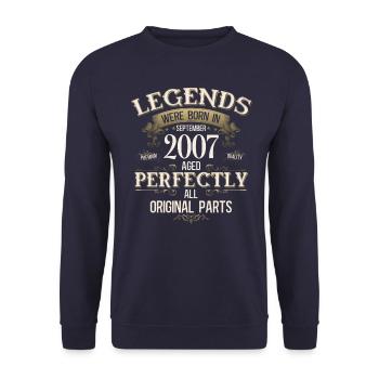 18. Geburtstag Geschenk Legende September 2007 - Unisex Pullover - Navy - Vorne - Alina (178cm) & Michal (187cm)