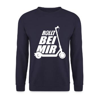e-Scooter escooting Rollt bei mir - Unisex Pullover - Navy - Vorne - Alina (178cm) & Michal (187cm)