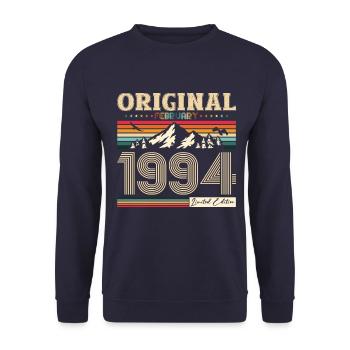 30. Geburtstag Vintage Februar Jahrgang 1994 - Unisex Pullover - Navy - Vorne - Alina (178cm) & Michal (187cm)