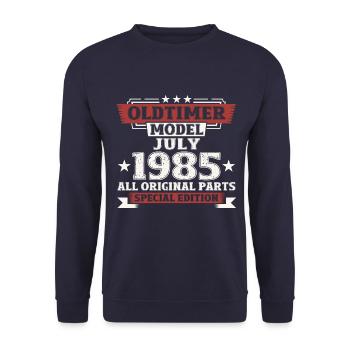 40ème Anniversaire Voiture Classique Juillet 1985 Millésime 1985 - Sweat-shirt Unisexe - marine - Devant - Alina (178cm) & Michal (187cm)