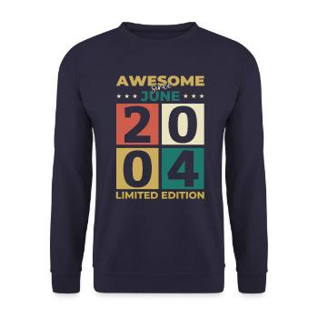 Original Juni 2004 Jahrgang 2004 Geburtstag 2004 - Unisex Pullover - Navy - Vorne - Alina (178cm) & Michal (187cm)