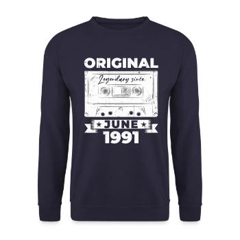 Cassette Juin 1991 Millésime 1991 Anniversaire 1991 - Sweat-shirt Unisexe - marine - Devant - Alina (178cm) & Michal (187cm)