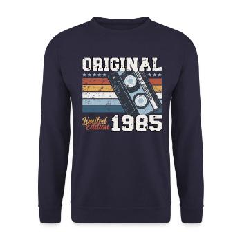 40ème Anniversaire Millésime Septembre 1985 Cassette 85 - Sweat-shirt Unisexe - marine - Devant - Alina (178cm) & Michal (187cm)