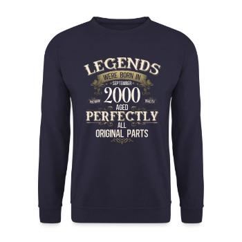 25ème Anniversaire Cadeau Légende Septembre 2000 - Sweat-shirt Unisexe - marine - Devant - Alina (178cm) & Michal (187cm)