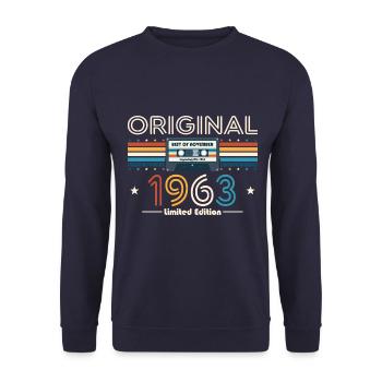 61ème anniversaire Millésime Novembre 1963 Cassette 1963 - Sweat-shirt Unisexe - marine - Devant - Alina (178cm) & Michal (187cm)
