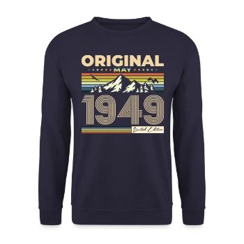 Original May 1949 Vintage 1949 Birthday 1949 - Unisex Sweatshirt - navy - Front - Alina (178cm) & Michal (187cm)
