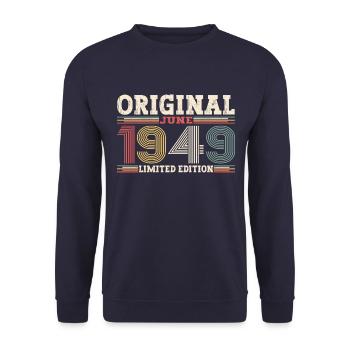 Legend June 1949 Vintage 1949 Birthday 1949 - Unisex Sweatshirt - navy - Front - Alina (178cm) & Michal (187cm)