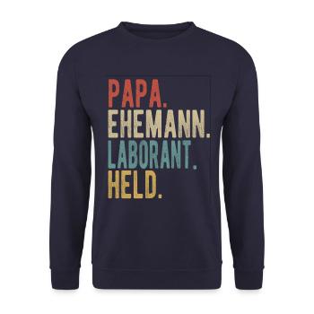 Laborant Papa Ehemann Held - Unisex Pullover - Navy - Vorne - Alina (178cm) & Michal (187cm)
