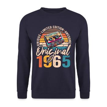 Vintage 1965 59e anniversaire Cassette 1965 - Sweat-shirt Unisexe - marine - Devant - Alina (178cm) & Michal (187cm)
