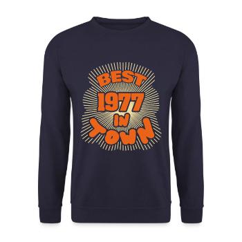 Best in Town born in 1977 - Unisex Pullover - Navy - Vorne - Alina (178cm) & Michal (187cm)