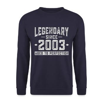 Legendär seit 2003 - Unisex Pullover - Navy - Vorne - Alina (178cm) & Michal (187cm)