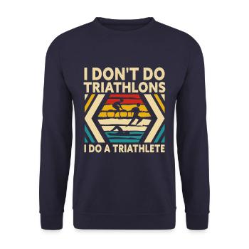 Je ne fais pas de triathlon, je fais un triathlète - Sweat-shirt Unisexe - marine - Devant - Alina (178cm) & Michal (187cm)