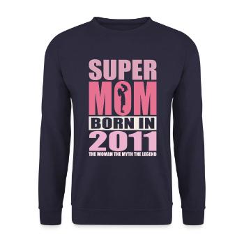 Mama Geburtstag 2011 | Super Mom - Unisex Pullover - Navy - Vorne - Alina (178cm) & Michal (187cm)