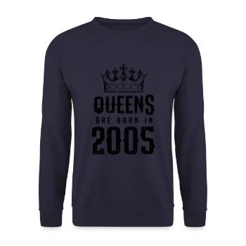 born in 2005 - Unisex Pullover - Navy - Vorne - Alina (178cm) & Michal (187cm)