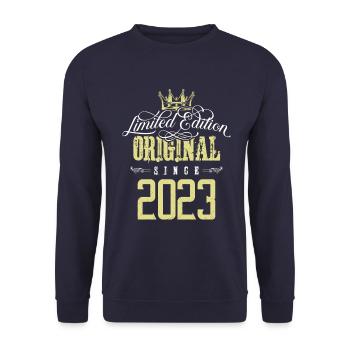 Édition limitée 2023 - Sweat-shirt Unisexe - marine - Devant - Alina (178cm) & Michal (187cm)