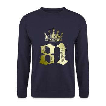 81 Zahl Krone - Unisex Pullover - Navy - Vorne - Alina (178cm) & Michal (187cm)
