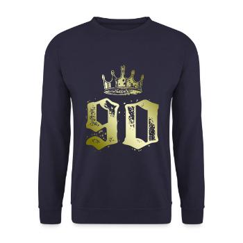 90 Zahl Krone - Unisex Pullover - Navy - Vorne - Alina (178cm) & Michal (187cm)