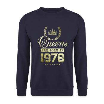 Queens born in 1978 - Unisex Pullover - Navy - Vorne - Alina (178cm) & Michal (187cm)