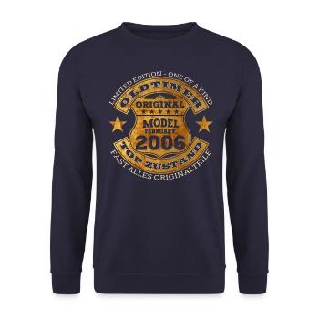 18. Geburtstag Oldtimer Februar Jahrgang 2006 - Unisex Pullover - Navy - Vorne - Alina (178cm) & Michal (187cm)
