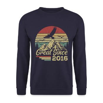 Vintage 2016 Cadeau D’anniversaire 2016 Retro 2016 - Sweat-shirt Unisexe - marine - Devant - Alina (178cm) & Michal (187cm)