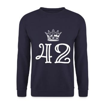 42 Number crown - Unisex Sweatshirt - navy - Front - Alina (178cm) & Michal (187cm)