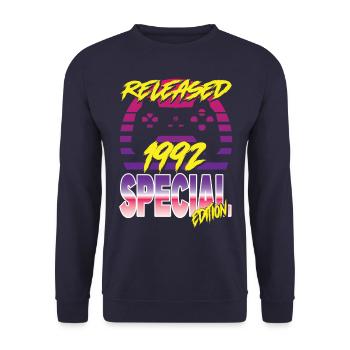 Released 1992 Special Edition - Unisex Pullover - Navy - Vorne - Alina (178cm) & Michal (187cm)