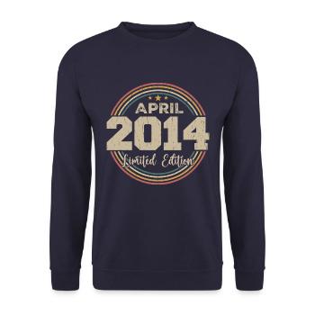 Avril 2014 Cadeau D'anniversaire Avril 2014 Retro - Sweat-shirt Unisexe - marine - Devant - Alina (178cm) & Michal (187cm)