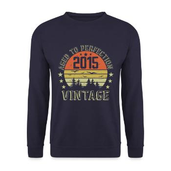2015 Vintage Born 2015 Birthday Gift 2015 - Unisex Sweatshirt - navy - Front - Alina (178cm) & Michal (187cm)