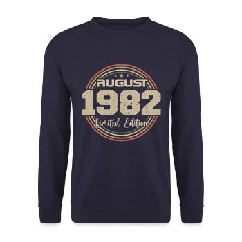 Vintage Born August 1982 Birthday Gift 1982 - Unisex Sweatshirt - navy - Front - Alina (178cm) & Michal (187cm)