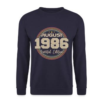 Millésime Né(e) Août 1986 Cadeau Anniversaire 1986 - Sweat-shirt Unisexe - marine - Devant - Alina (178cm) & Michal (187cm)