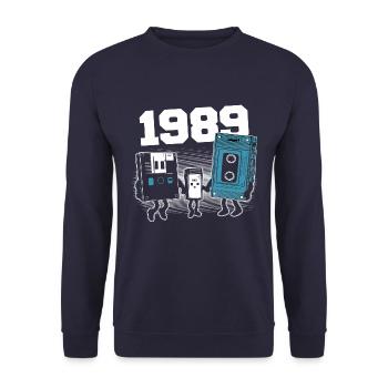 Jahrgang Jahrgang 1989 Geburtstagsgeschenk 1989 - Unisex Pullover - Navy - Vorne - Alina (178cm) & Michal (187cm)