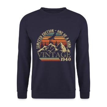 1940's Vintage 1940's Retro 1940's Anniversary Gift - Unisex Sweatshirt - navy - Front - Alina (178cm) & Michal (187cm)