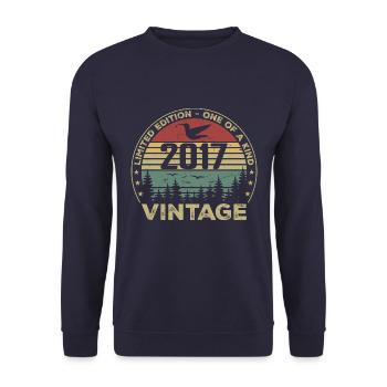 Vintage 2017 Original 2017 Retro Anniversary 2017 - Unisex Sweatshirt - navy - Front - Alina (178cm) & Michal (187cm)