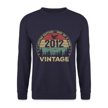 Vintage 2012 Original 2012 Rétro Anniversaire 2012 - Sweat-shirt Unisexe - marine - Devant - Alina (178cm) & Michal (187cm)