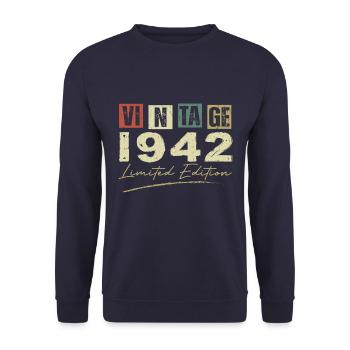 Vintage 1942 Original 1942 Anniversary Gift - Unisex Sweatshirt - navy - Front - Alina (178cm) & Michal (187cm)
