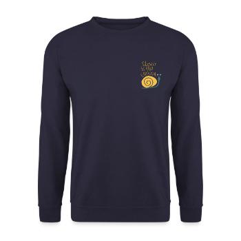 Illustration "Langsam ist schnell genug." - Unisex Pullover - Navy - Vorne - Alina (178cm) & Michal (187cm)
