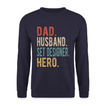 Décors Papa Husband Hero - Sweat-shirt Unisexe - marine - Devant - Alina (178cm) & Michal (187cm)