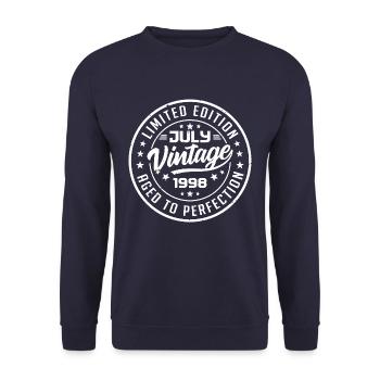 Made In July 1998 Vintage Anniversary 1998 - Unisex Sweatshirt - navy - Front - Alina (178cm) & Michal (187cm)
