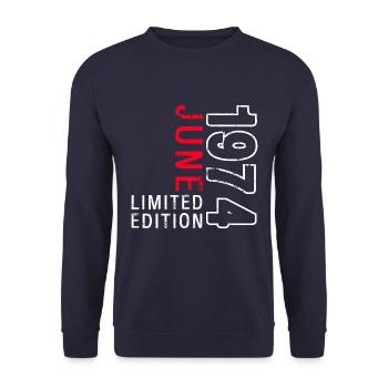 Original June1974 Vintage 1974 Birthday 1974 - Unisex Sweatshirt - navy - Front - Alina (178cm) & Michal (187cm)