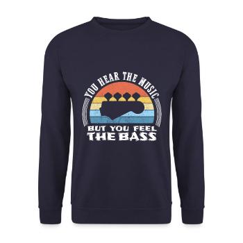 Man hört die Musik, aber man spürt den Bass - Unisex Pullover - Navy - Vorne - Alina (178cm) & Michal (187cm)