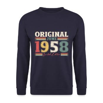 Original June 1958 Vintage 1958 Birthday 1958 - Unisex Sweatshirt - navy - Front - Alina (178cm) & Michal (187cm)