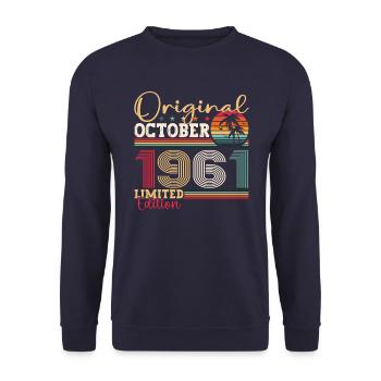 Original October 1961 61st Birthday Gift Cool - Unisex Sweatshirt - navy - Front - Alina (178cm) & Michal (187cm)