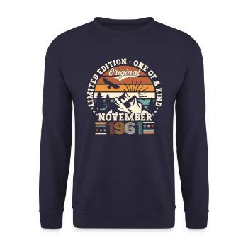 Original November 1961 61st birthday gift - Unisex Sweatshirt - navy - Front - Alina (178cm) & Michal (187cm)