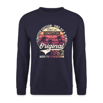 Original December 1952 70th birthday gift - Unisex Sweatshirt - navy - Front - Alina (178cm) & Michal (187cm)