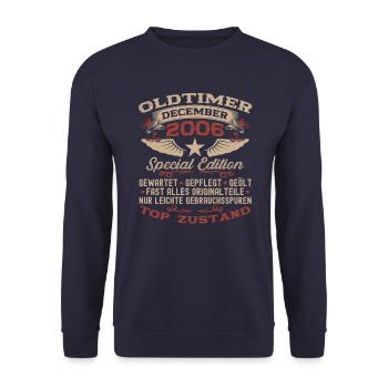 Oldtimer Dezember 2006 - 16. Geburtstag Geschenk - Unisex Pullover - Navy - Vorne - Alina (178cm) & Michal (187cm)
