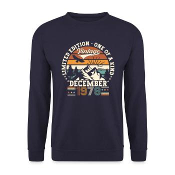 Décembre Né en 1978 Cadeau du 44e anniversaire - Sweat-shirt Unisexe - marine - Devant - Alina (178cm) & Michal (187cm)